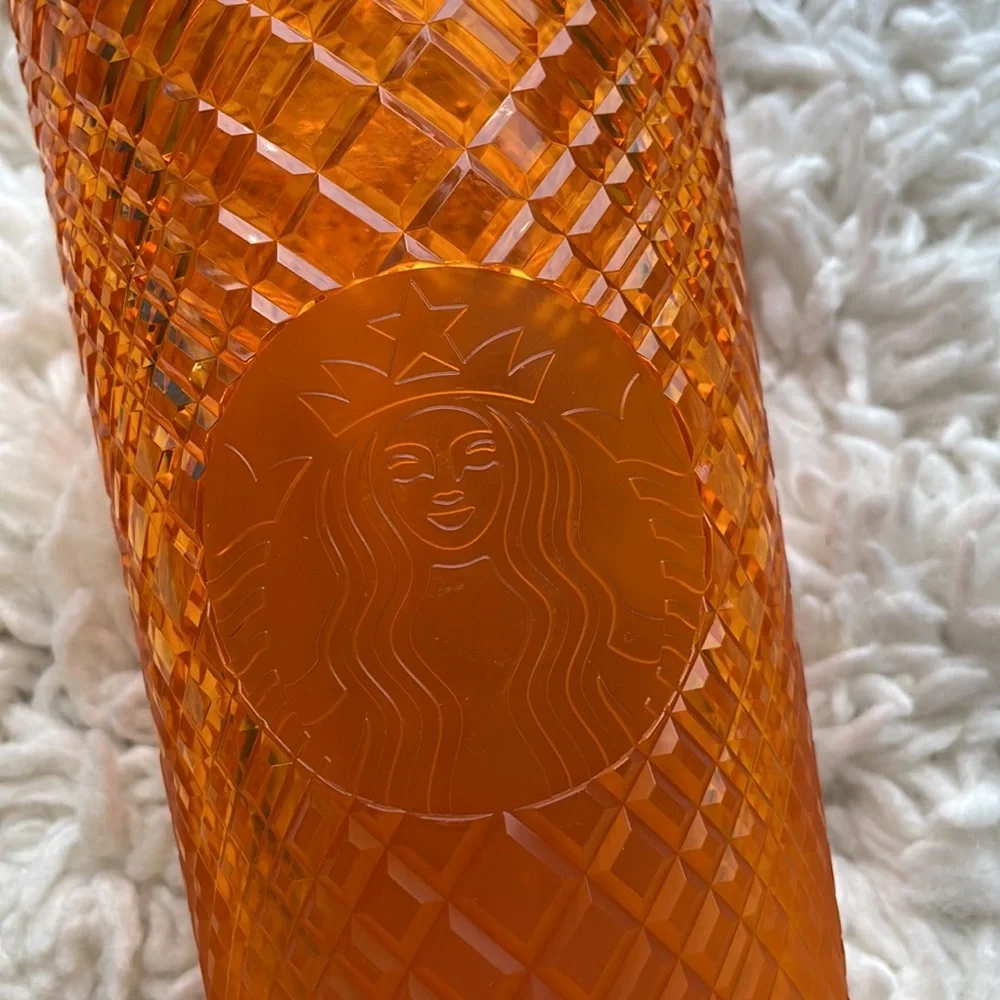 Starbucks Frosted Tumbler‎